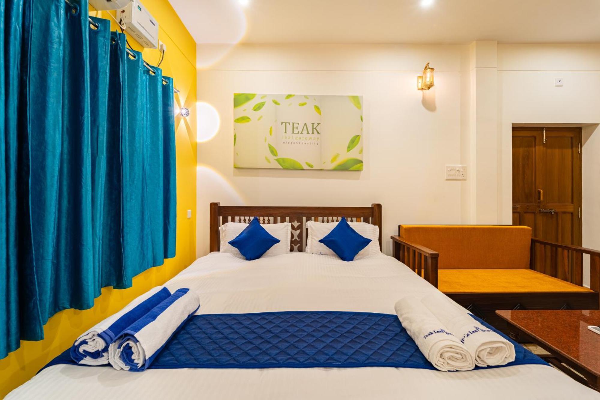 Teak Leaf Gateway Villa With Swimming Pool Indoor Games Kālapettai 外观 照片