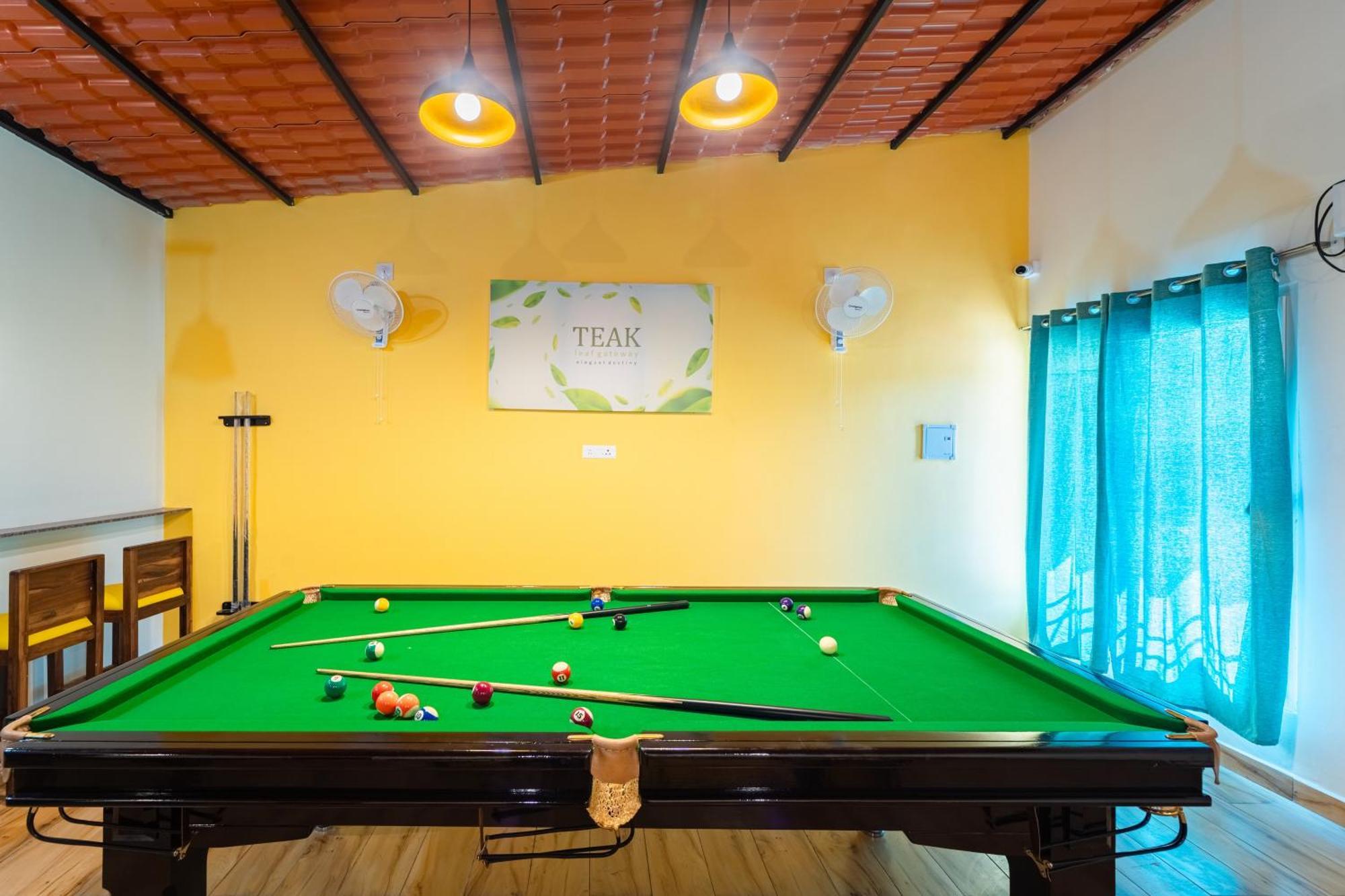 Teak Leaf Gateway Villa With Swimming Pool Indoor Games Kālapettai 外观 照片