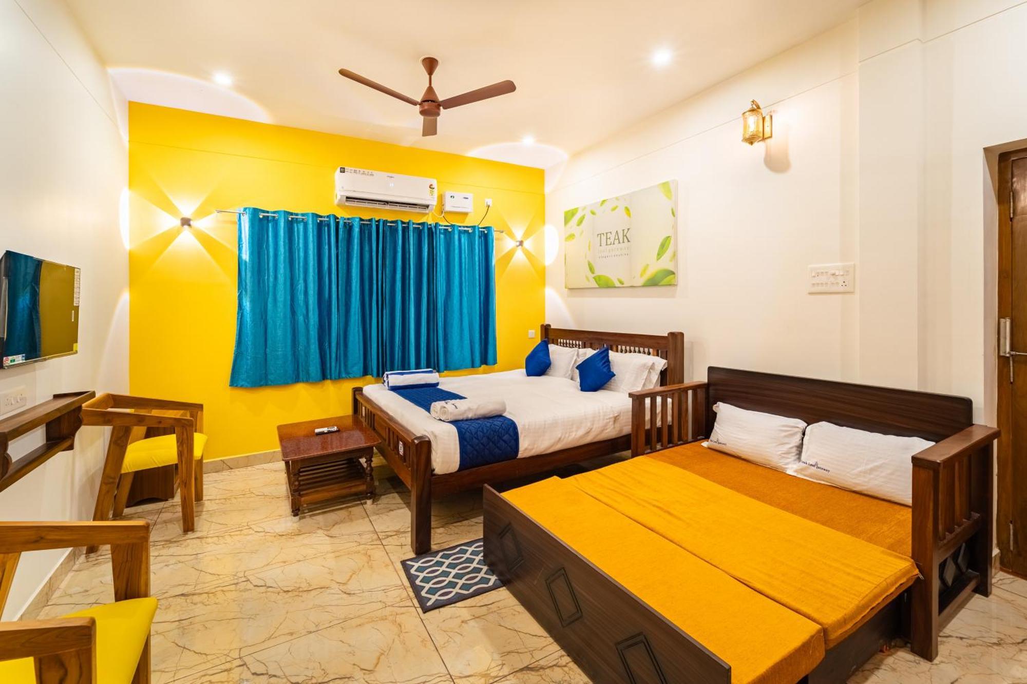 Teak Leaf Gateway Villa With Swimming Pool Indoor Games Kālapettai 外观 照片