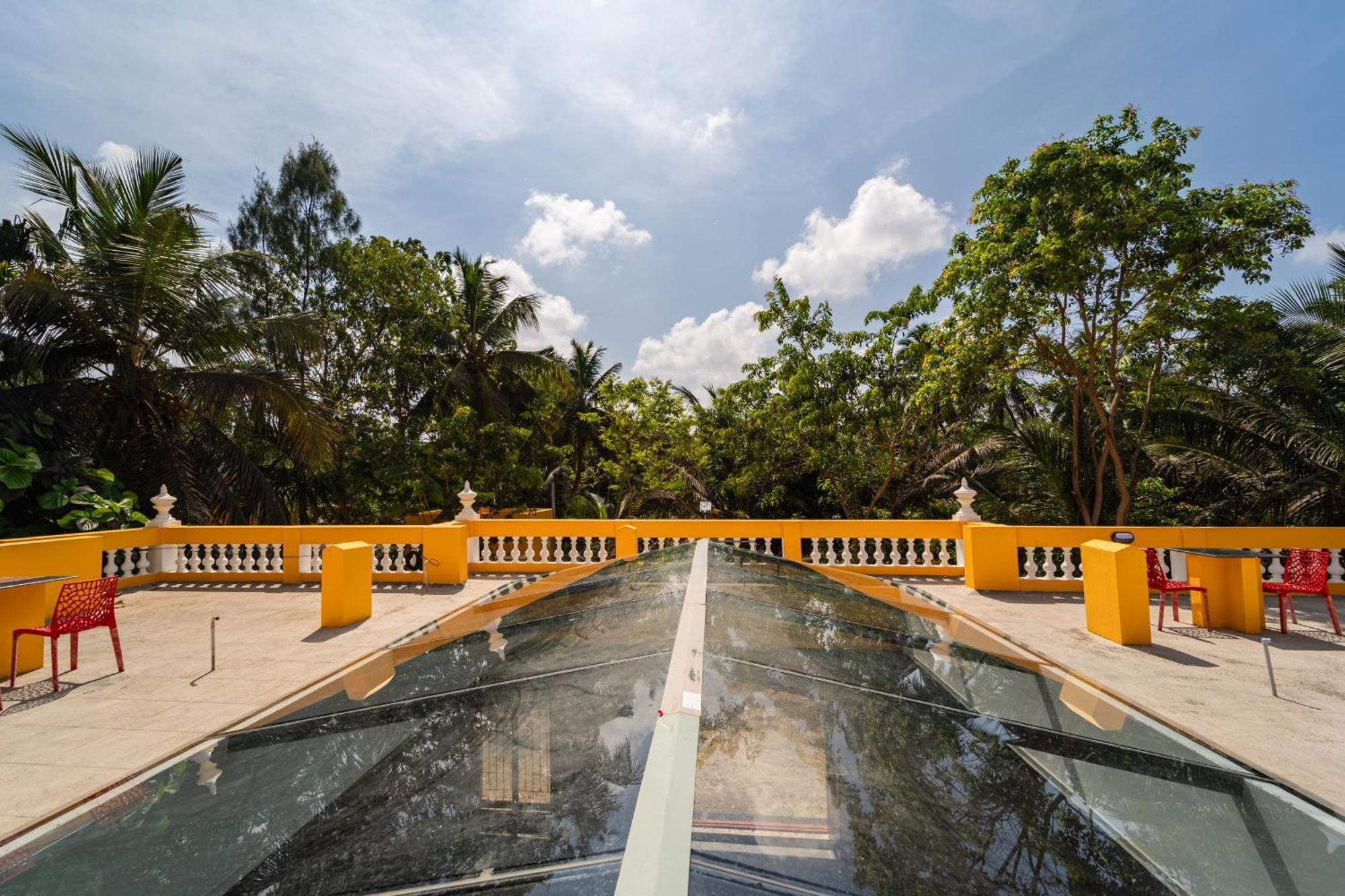 Teak Leaf Gateway Villa With Swimming Pool Indoor Games Kālapettai 外观 照片